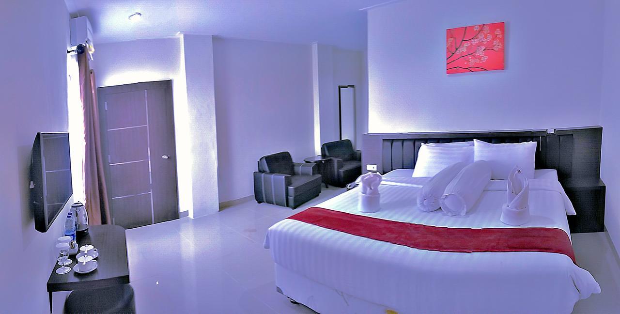 Grand Indobaru Hotel Selatpanjang Eksteriør bilde