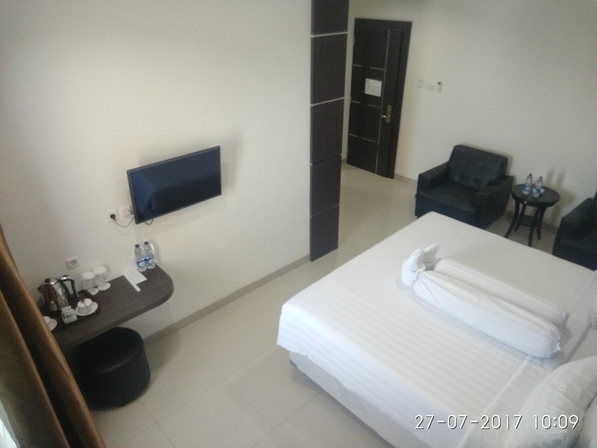 Grand Indobaru Hotel Selatpanjang Eksteriør bilde