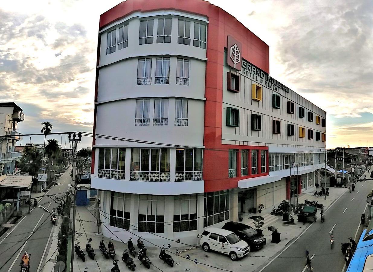Grand Indobaru Hotel Selatpanjang Eksteriør bilde