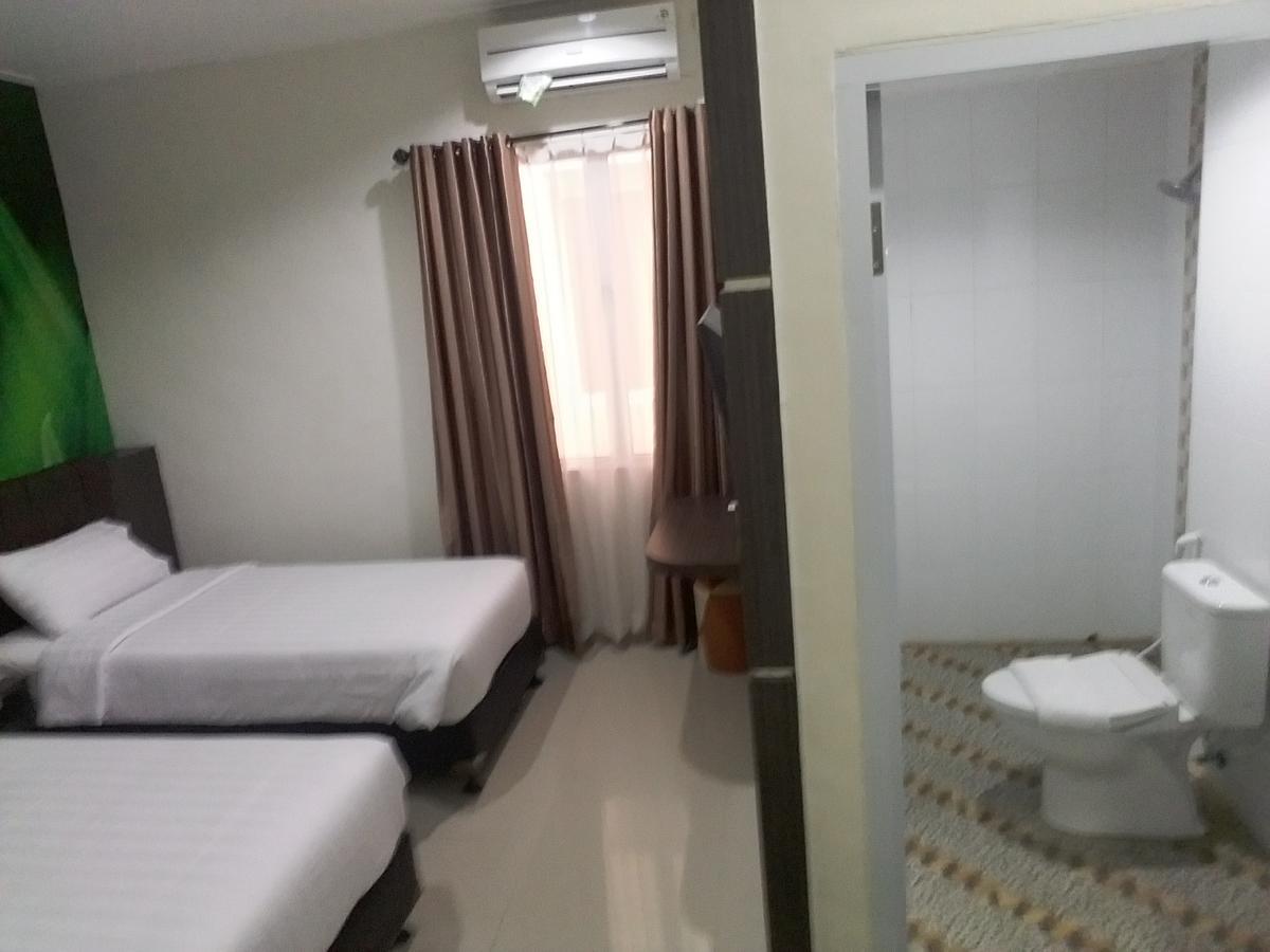 Grand Indobaru Hotel Selatpanjang Eksteriør bilde
