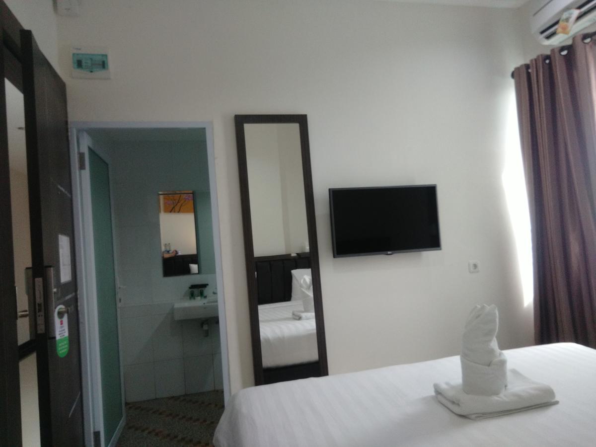 Grand Indobaru Hotel Selatpanjang Eksteriør bilde
