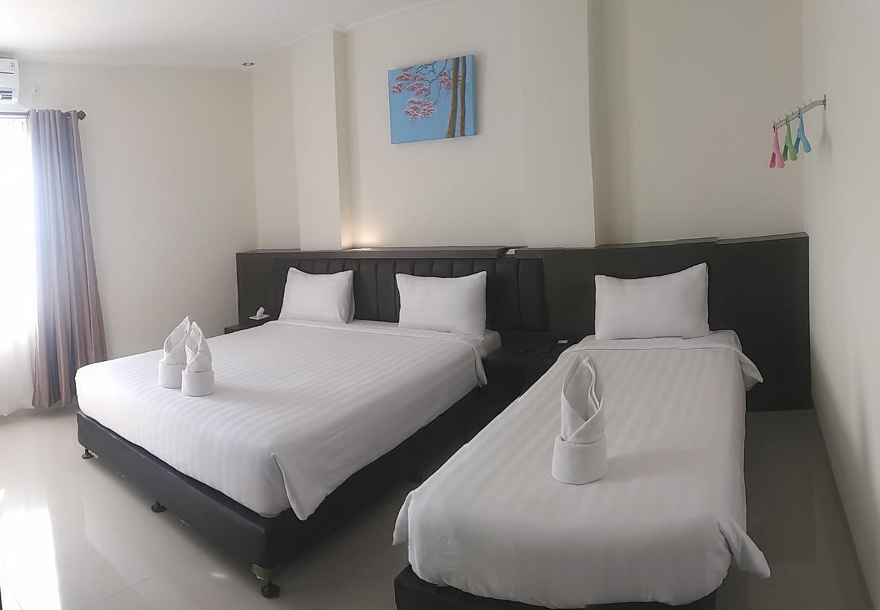 Grand Indobaru Hotel Selatpanjang Eksteriør bilde